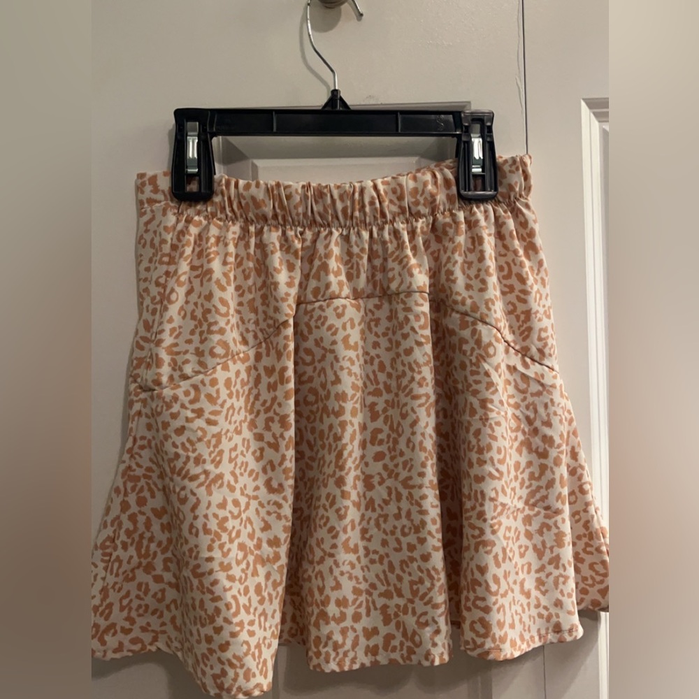 Preppy cheetah print skirt